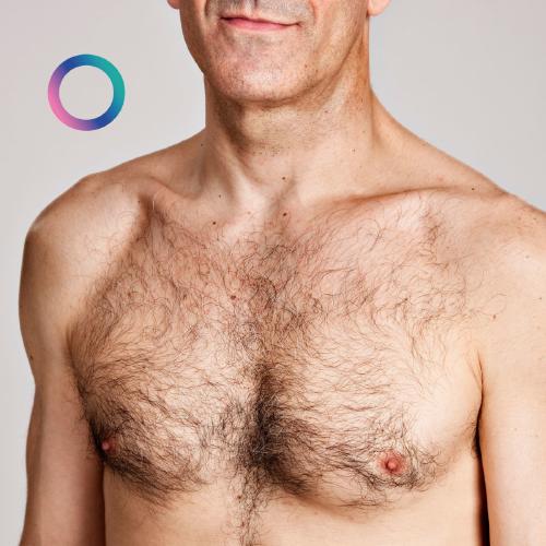 Cabecera blog (1200 x 1200 px) Hombre con pecho al descubierto